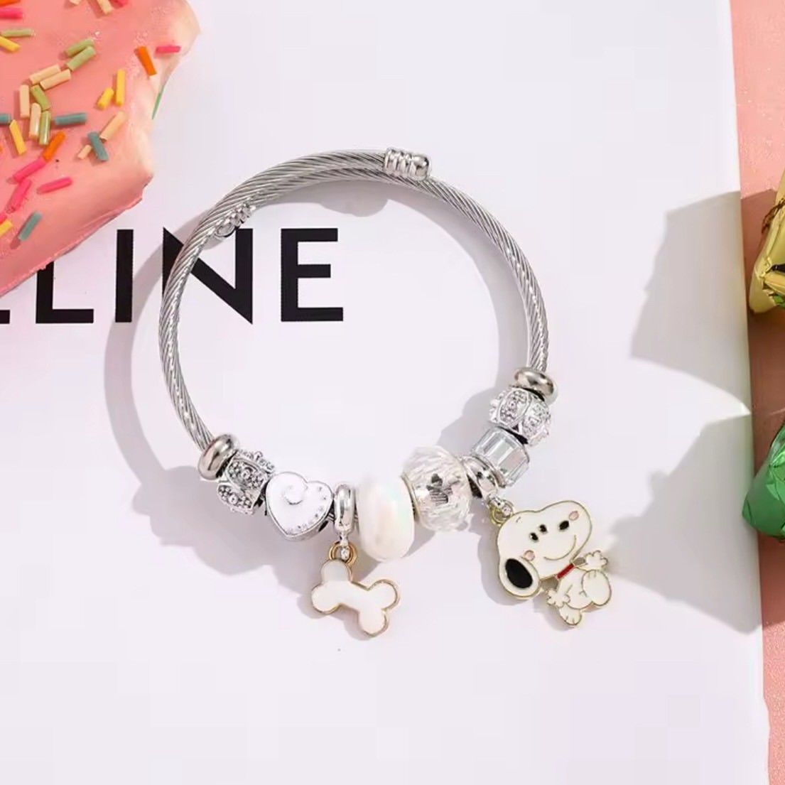Leuke Cartoon Snoopy Bone Hear - Jewelry Making Parts recensie en prijs